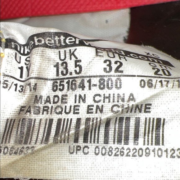 Nike Mercurial Kid’s Soccer Shoes in Orange and Black - Picture 16 of 16